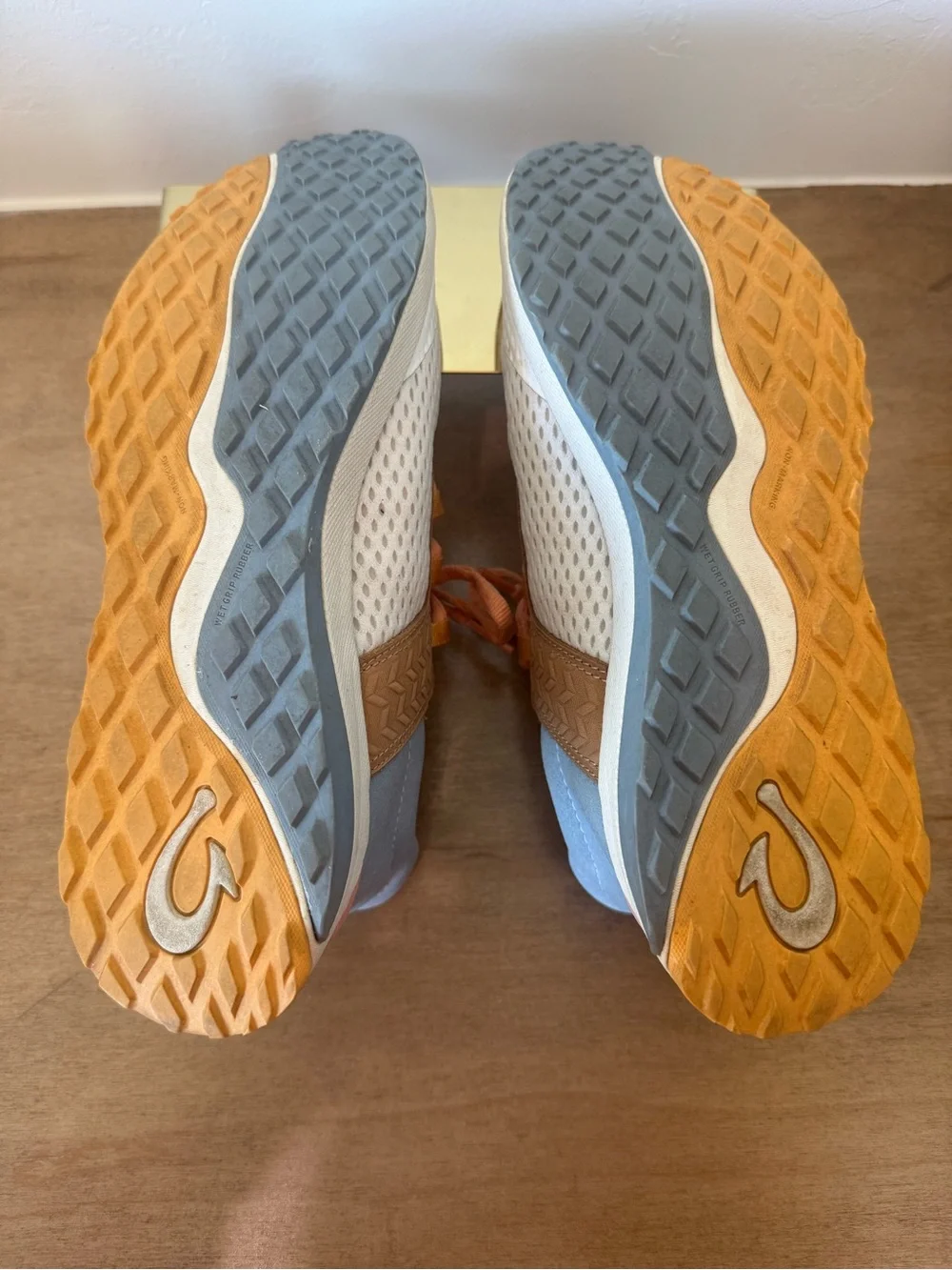 OluKai Women's Cream Mesh Athletic Shoes with Coral Laces